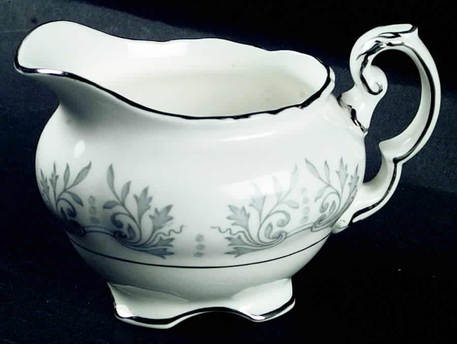 Sheraton Creamer by Foley-1