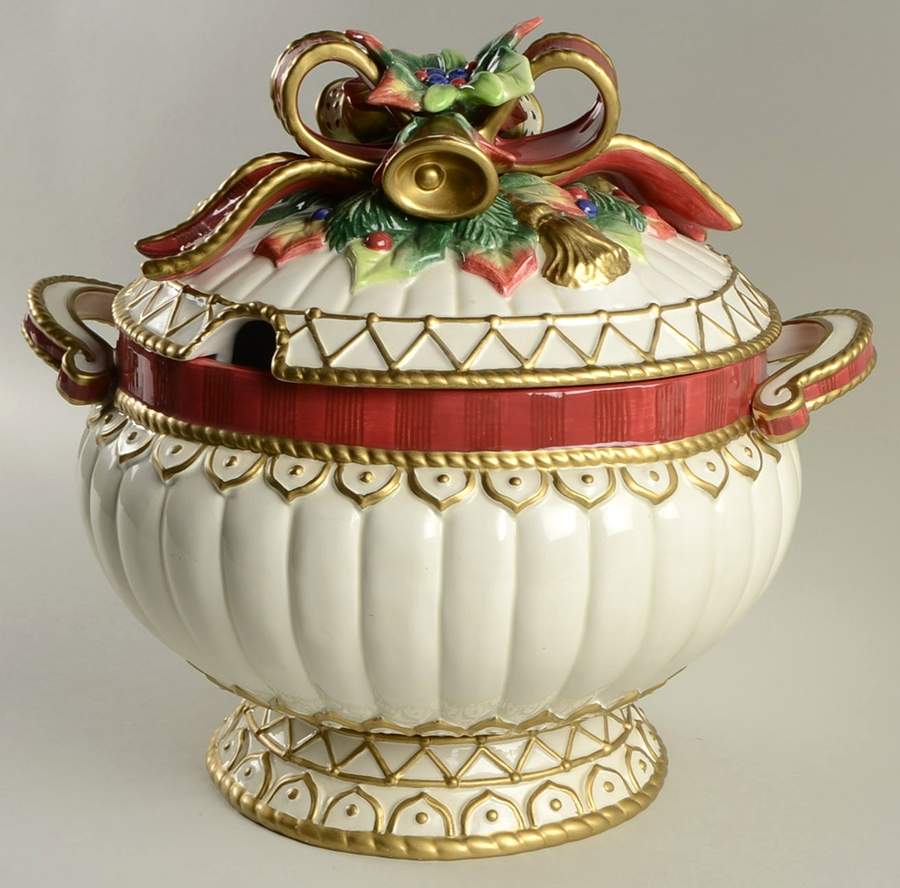Christmas Deer Tureen &  Lid by Fitz & Floyd-1