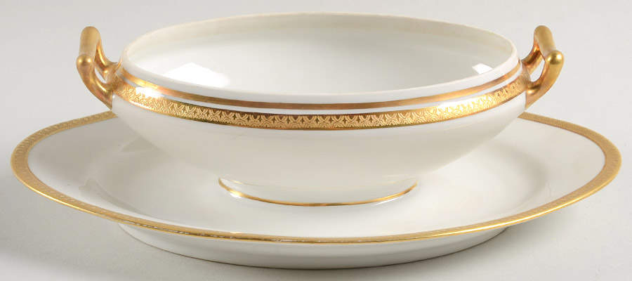 FXL1 Sauce Boat with Attached Underplate No Lid by French China - Limoges-1