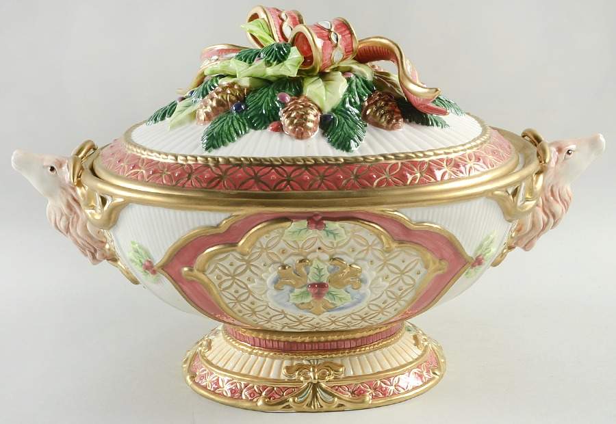 Florentine Christmas (Giftware) Tureen &  Lid by Fitz & Floyd-1
