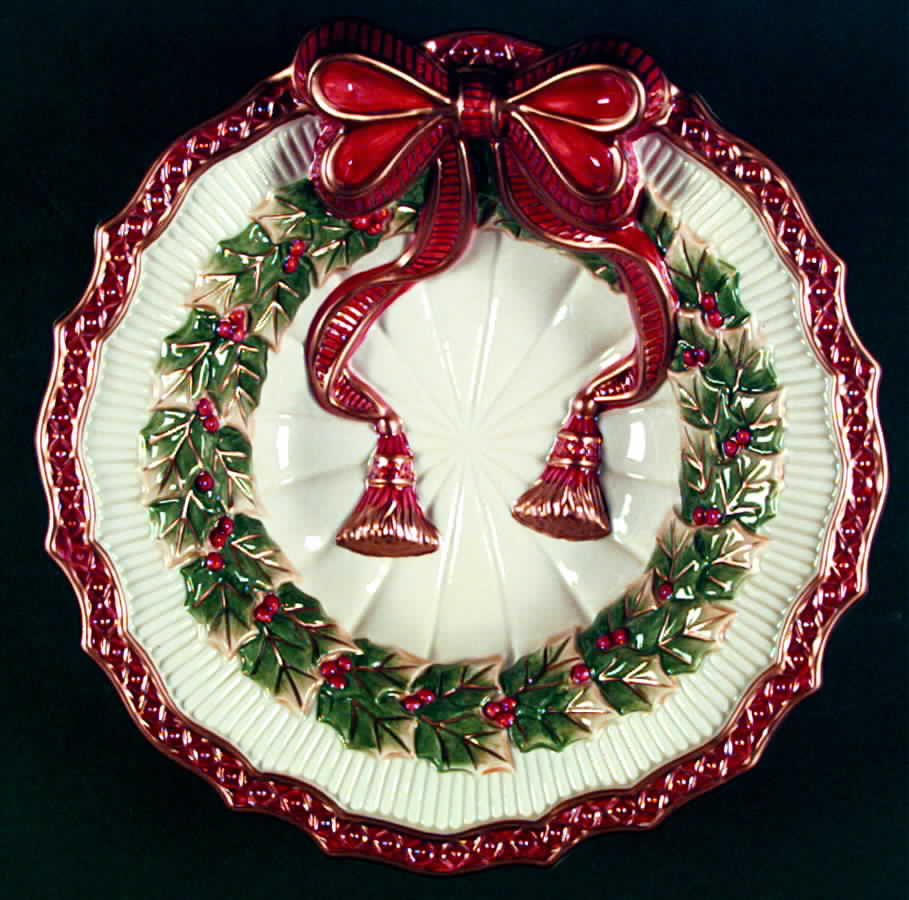 Noel Collection 9" Round Vegetable Bowl by Fitz & Floyd-1