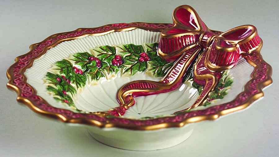 Noel Collection 7" Open Candy Dish by Fitz & Floyd-1