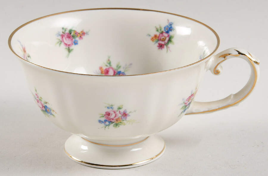 8412 (Scalloped) Footed Cup by Franconia-Krautheim & Adelburg-1