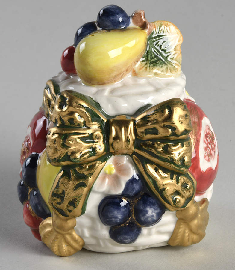 Renaissance Della Robbia Pepper Shaker by Fitz & Floyd-1