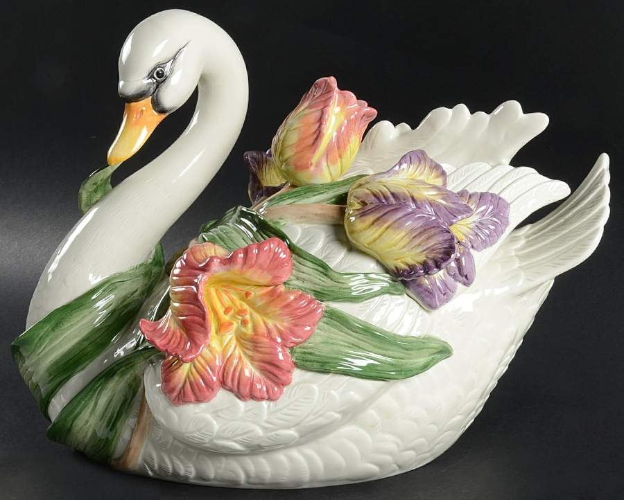 Tulip Swan Tureen &  Lid by Fitz & Floyd-1