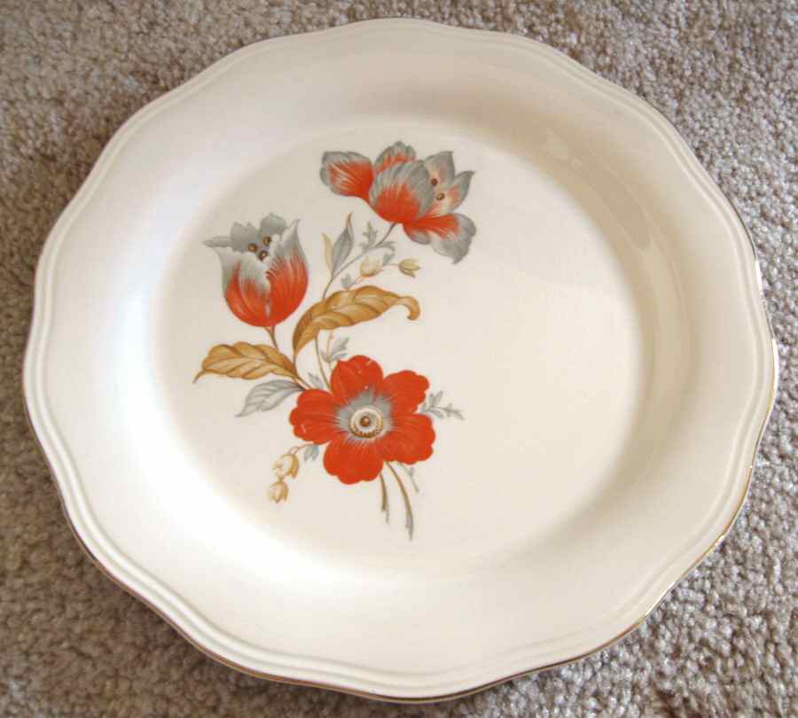 Bonita Dinner Plate by French Saxon-1