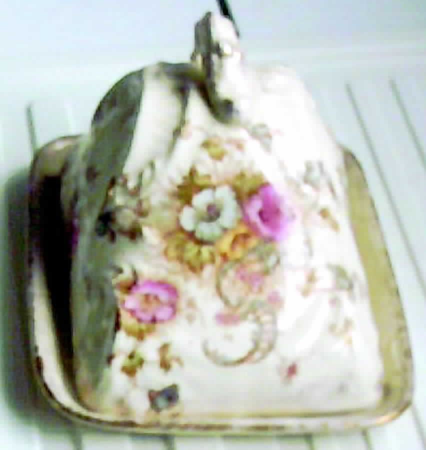 Elm Cheese Dish with Lid (Wedge) by S Fieldings & Co.-1