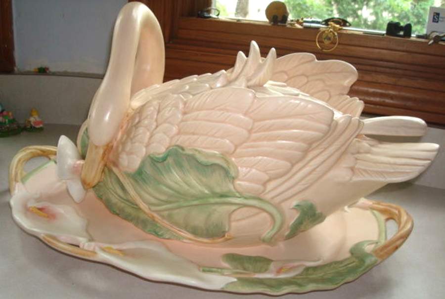 Lily of The Valley Tureen & Lid w/Ladle & Underplate by Fitz & Floyd-1