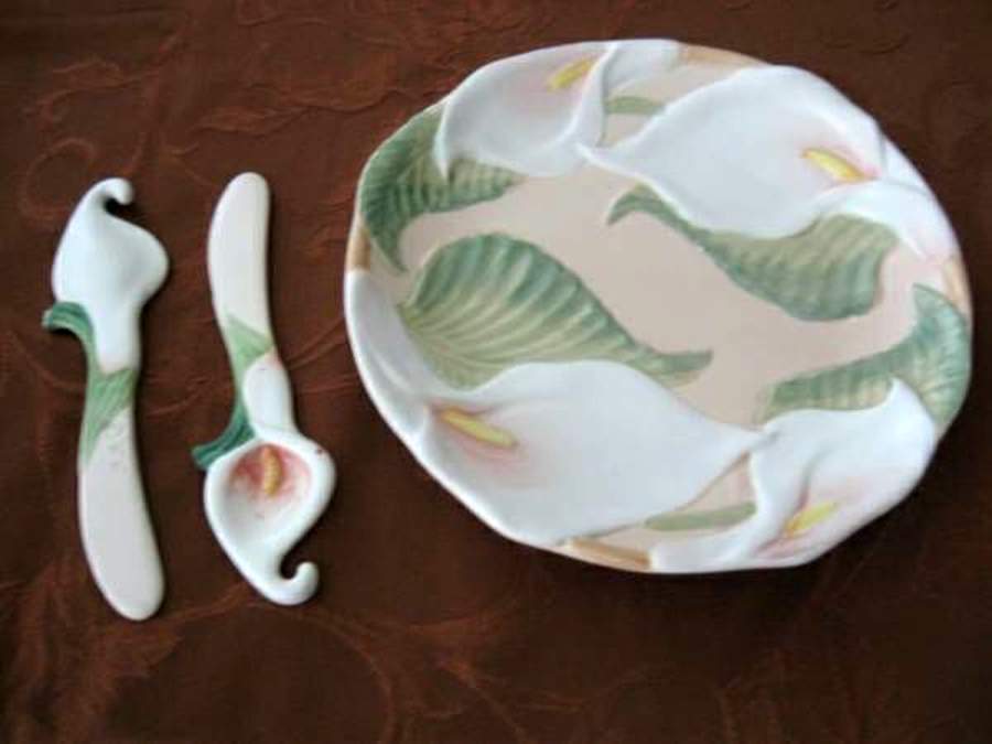 Lily of The Valley Figural Spreader by Fitz & Floyd-1