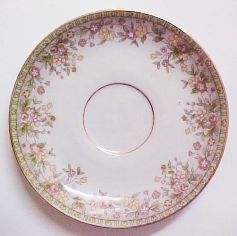 FAV40 Saucer by Favolina-Karolina-1