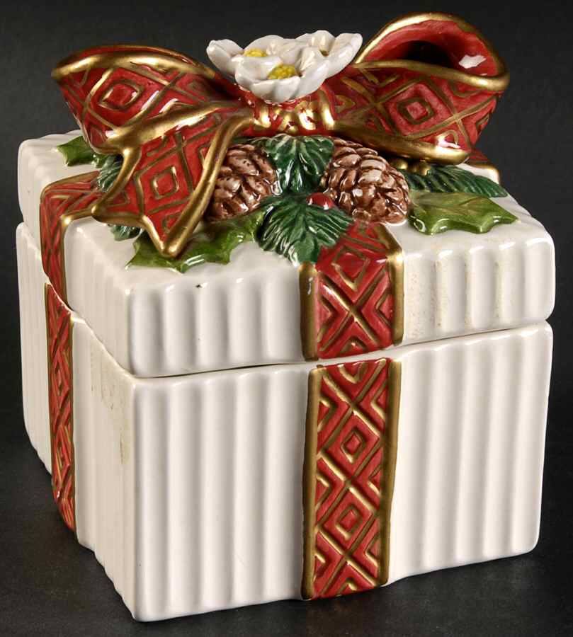 Christmas Rose Square Box with Lid by Fitz & Floyd-1