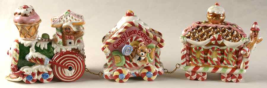 Candy Lane Express (3 Piece) Ceramic Train Set by Fitz & Floyd-1