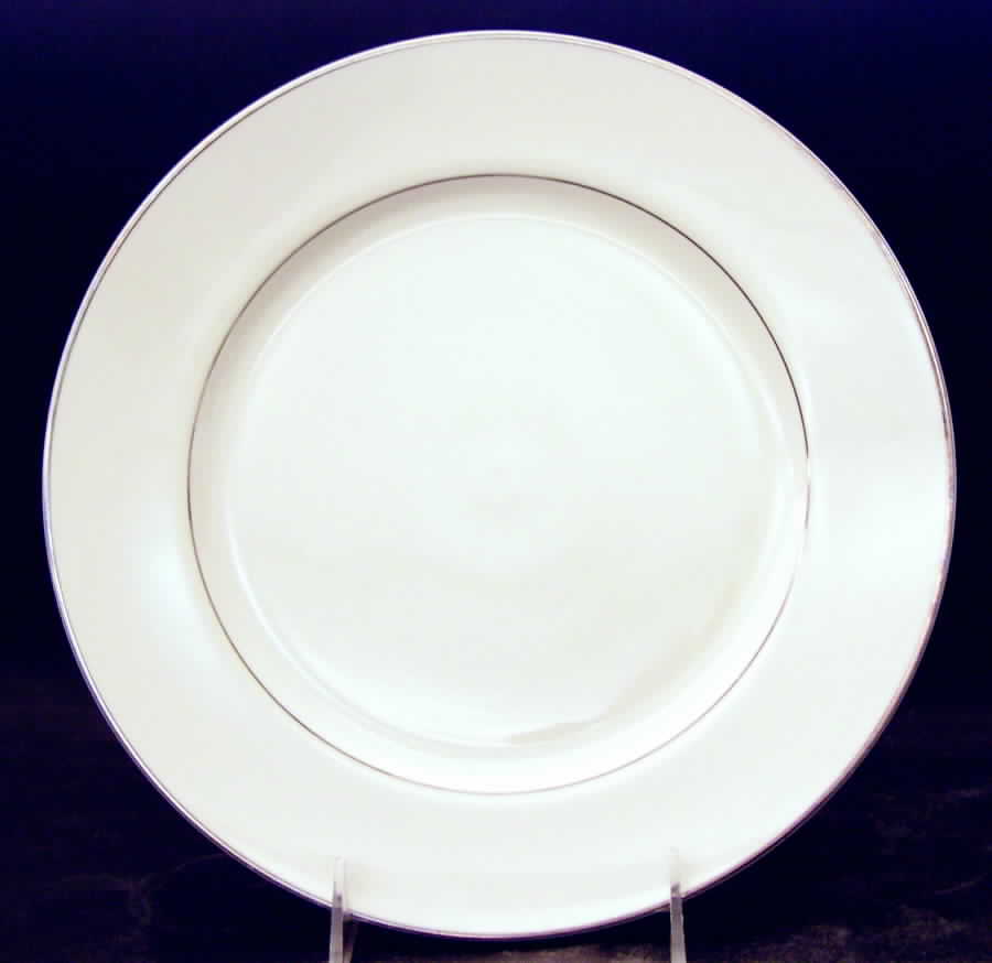 FCJ36 Dinner Plate by Fine China of Japan-1