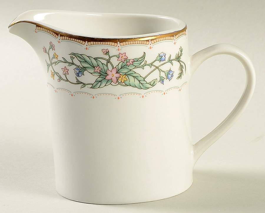 Wellesley Creamer by Farberware-1