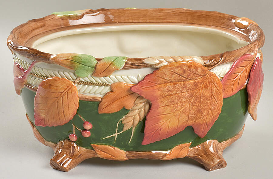 Huntington Oval Vegetable No Lid by Fitz & Floyd-1