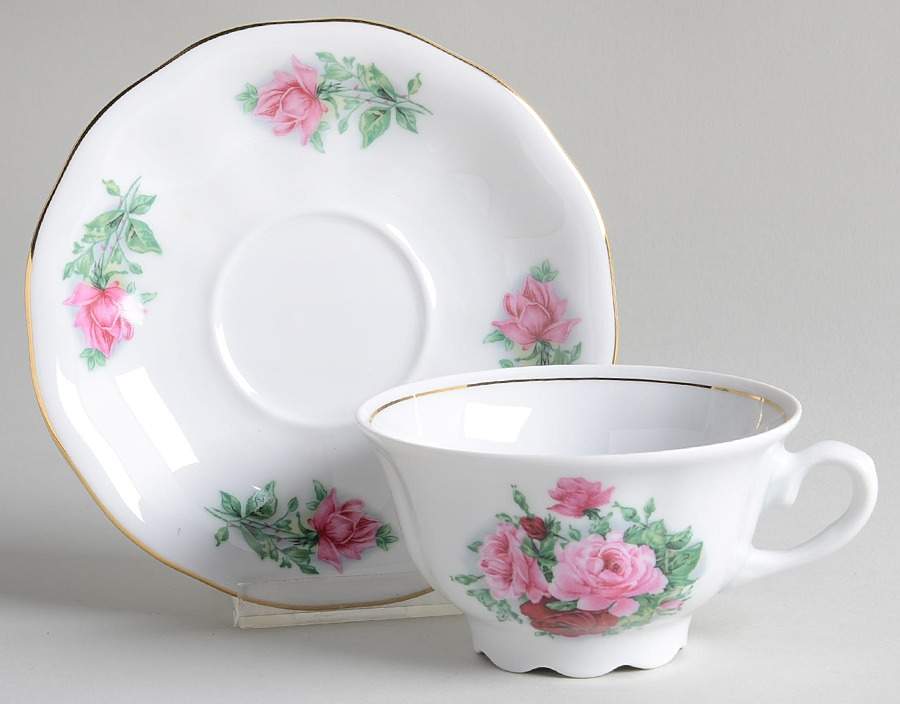 FAV42 Footed Cup & Saucer Set by Favolina-Karolina-1