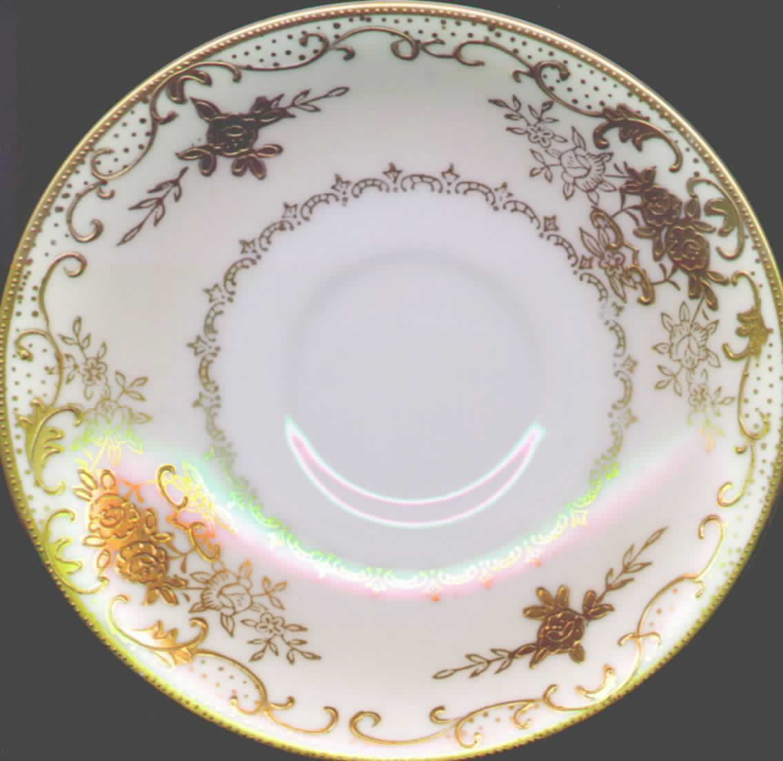 FLU1 Saucer by Fleurette-1