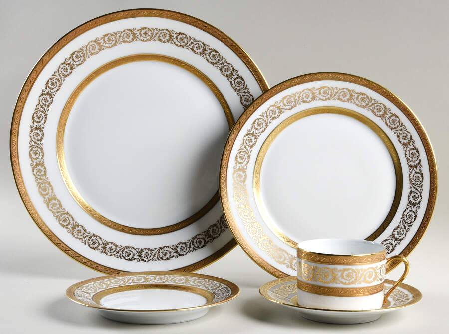 Anais Palais 40 Piece Estate Set by Faberge-1