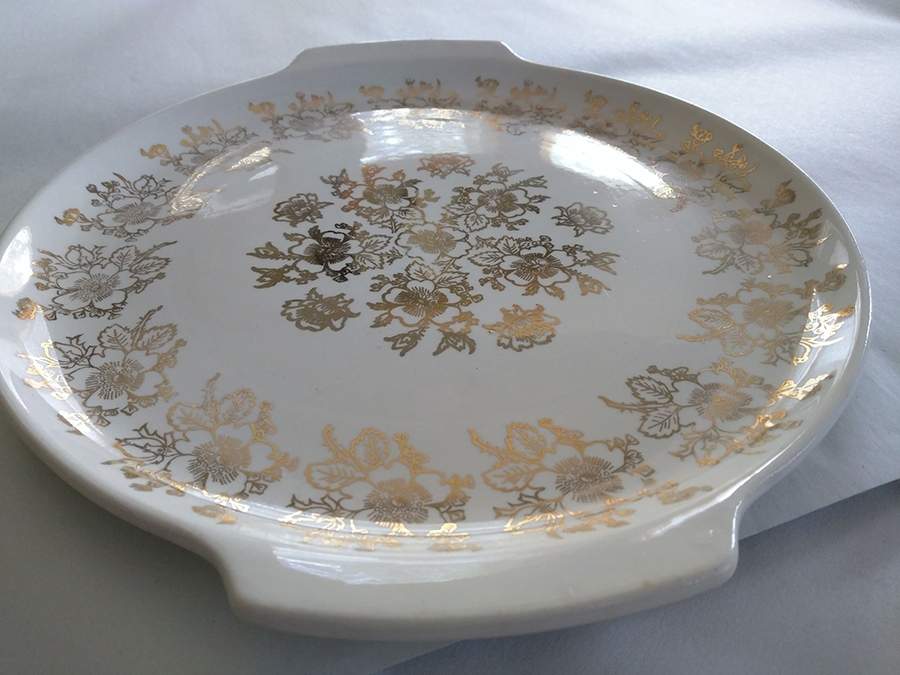 Fsx109 Handled Cake Plate by French Saxon-1