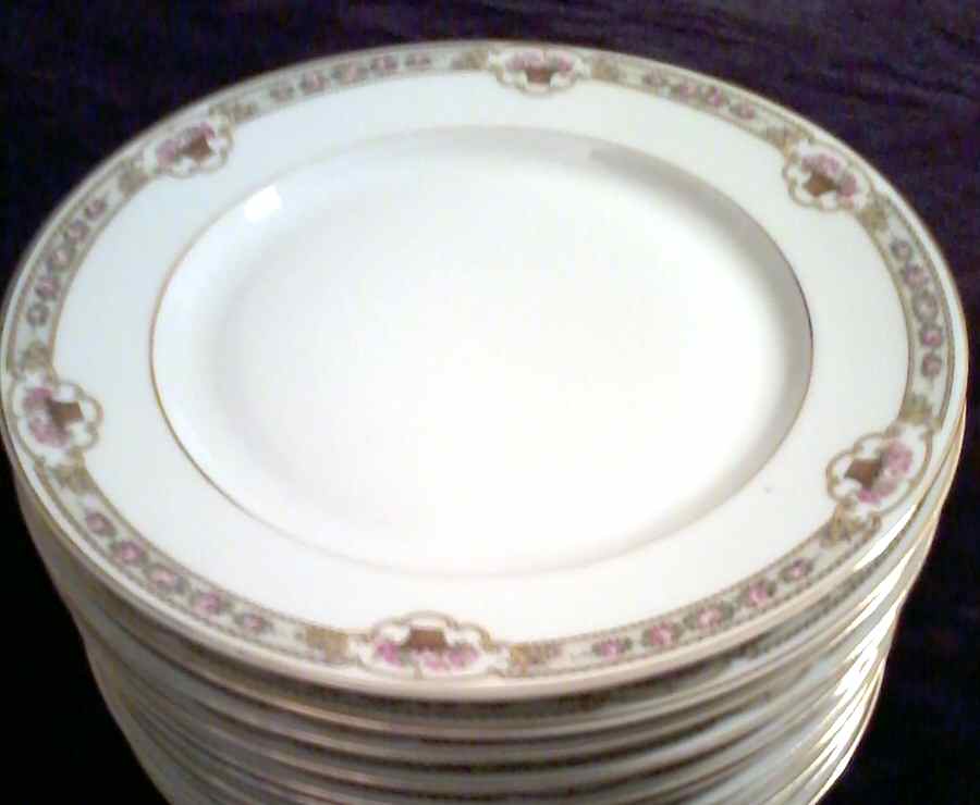 17614 Dinner Plate by Fraureuth-1