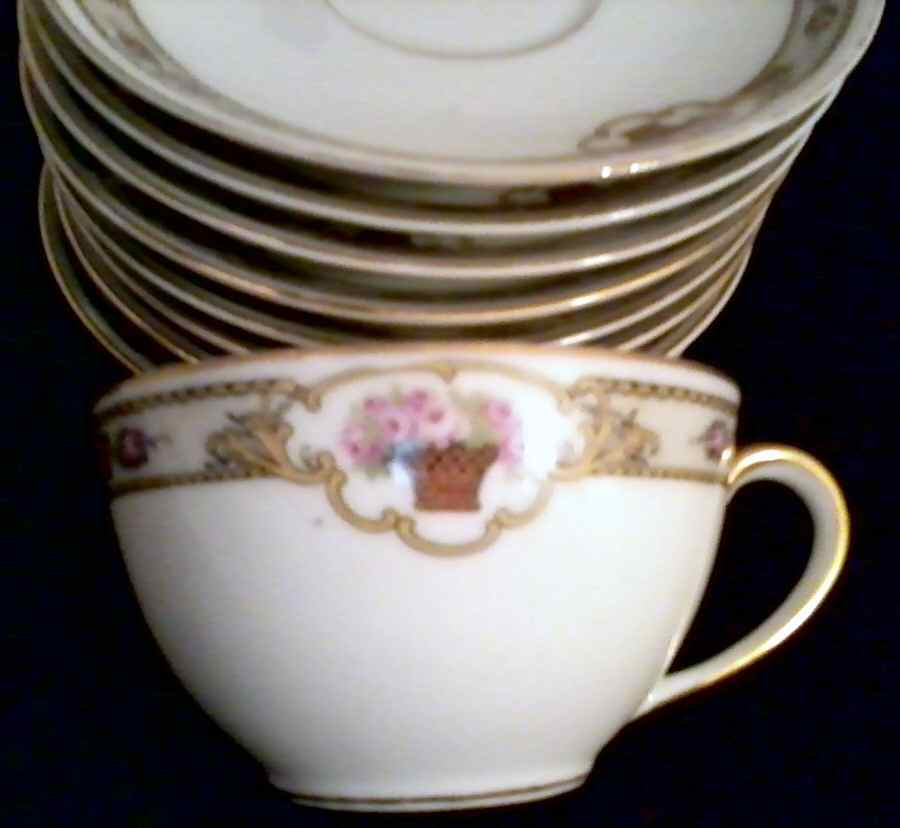 17614 Flat Cup & Saucer Set by Fraureuth-1
