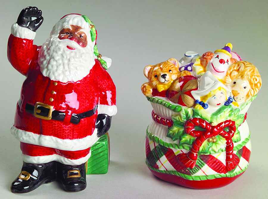 Remembering Santa Salt & Pepper Set by Fitz & Floyd-1