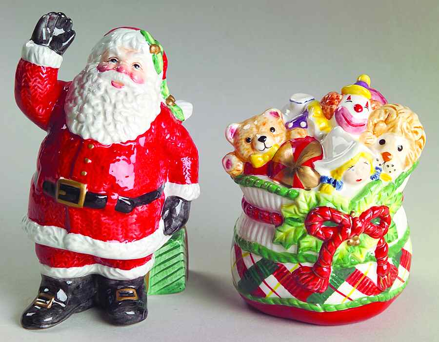 Remembering Santa Salt & Pepper Set by Fitz & Floyd-1