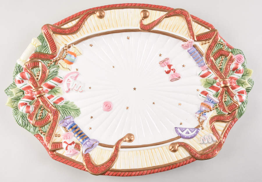 Nutcracker Sweets (Intro 2002) 18" Oval Serving Platter by Fitz & Floyd-1