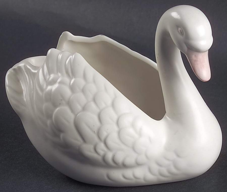 Swans Figural Candlestick by Fitz & Floyd-1