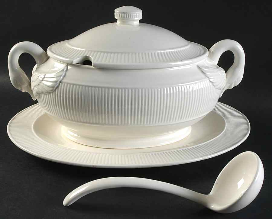 Swans Oval Tureen & Lid W/Ladle & 16" Underplate/Platter by Fitz & Floyd-1