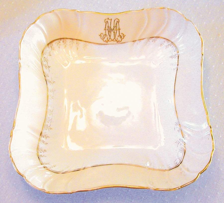 AUS106 9" Square Vegetable Bowl by Austria-1