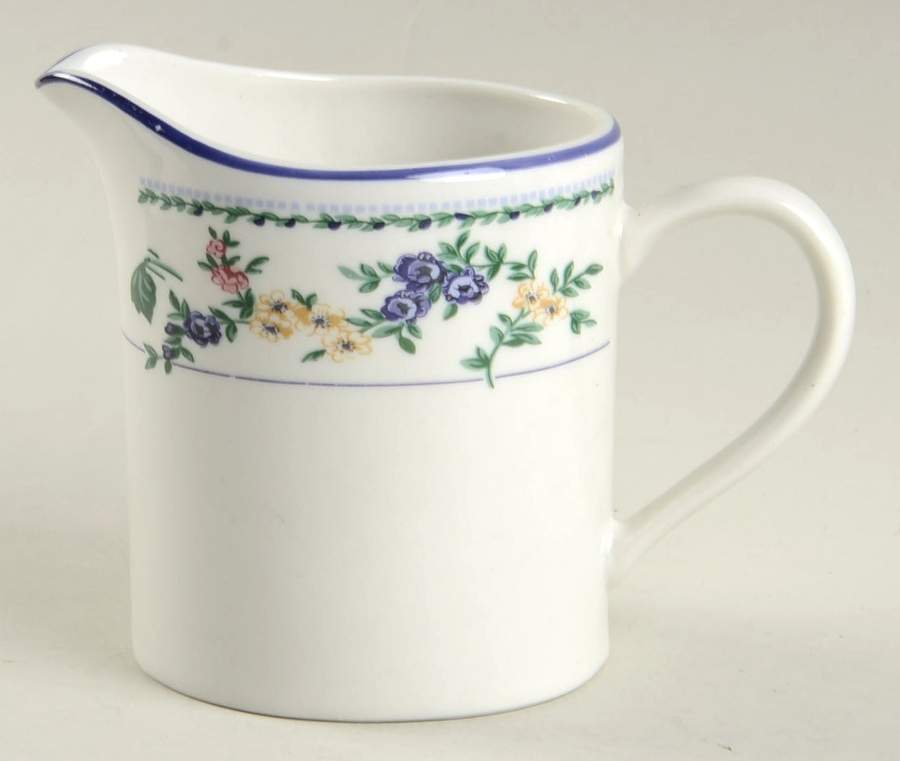 Arden Hill Creamer by Farberware-1