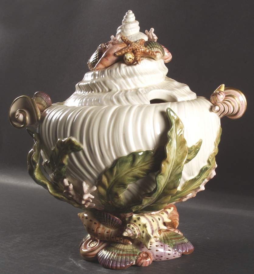 Oceana (Multicolor Shells) Tureen &  Lid by Fitz & Floyd-1
