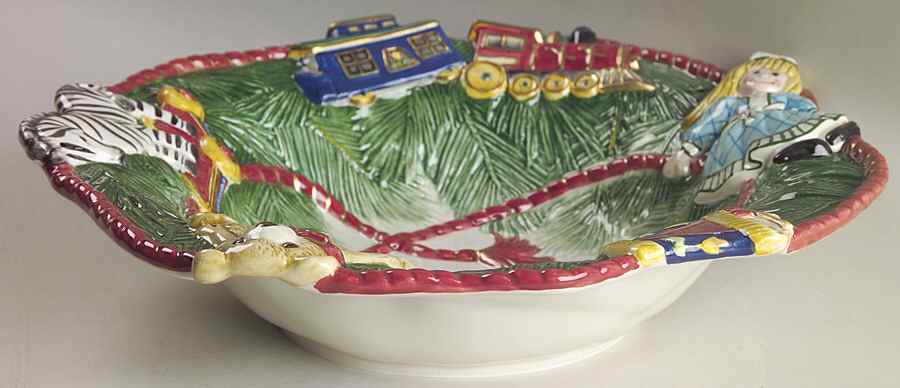 Old Fashioned Christmas 13" Large Salad Serving Bowl by Fitz & Floyd-1