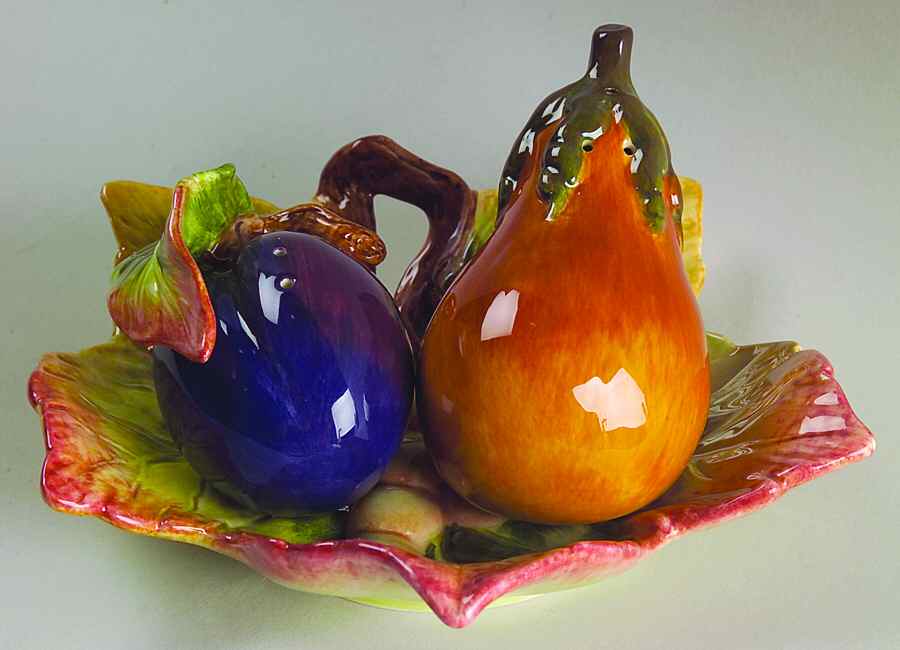 Venetian Romance (3 Pc) Salt & Pepper Tray Set by Fitz & Floyd-1