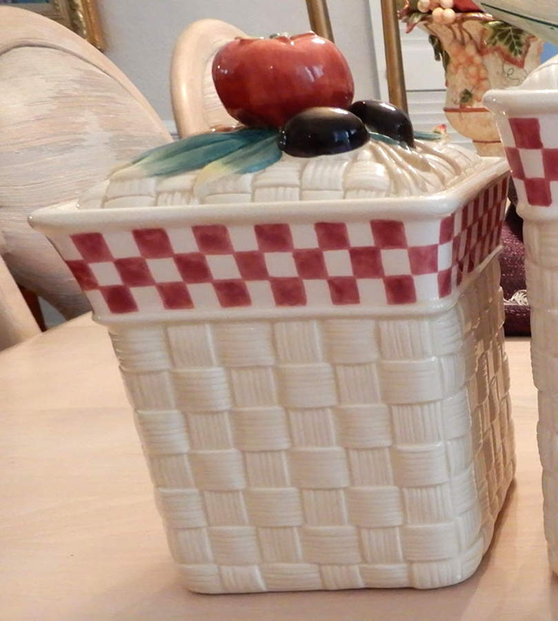 Papa Paisano Medium Canister & Lid by Fitz & Floyd-1