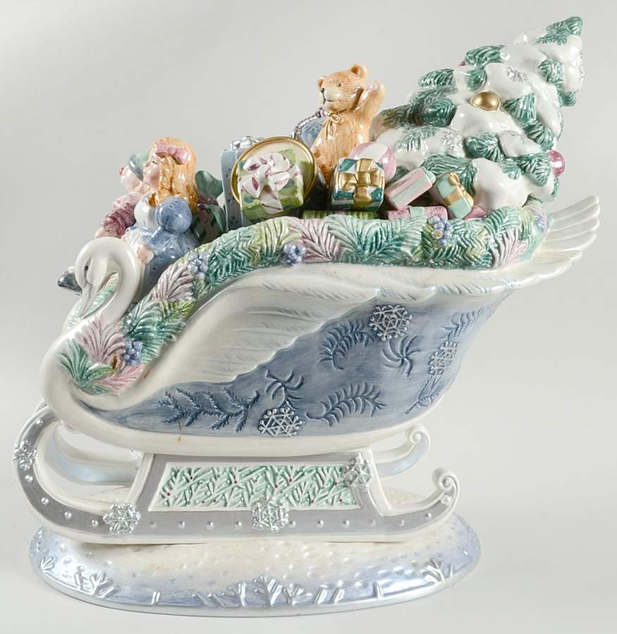 Crystal Winter Sleigh & Lid Figural Centerpiece by Fitz & Floyd-1