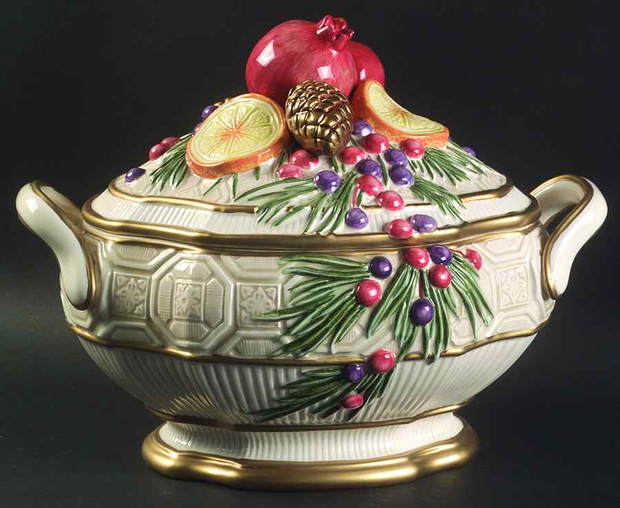 Winter Spice Round Covered Vegetable by Fitz & Floyd-1