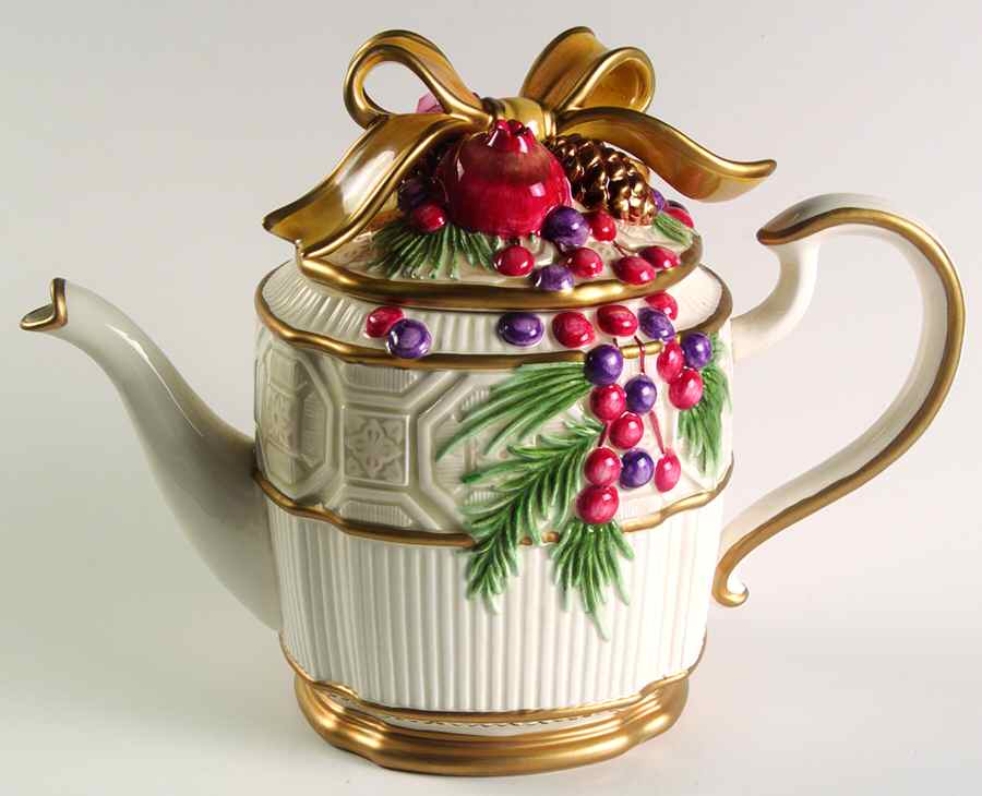 Winter Spice Teapot & Lid by Fitz & Floyd-1