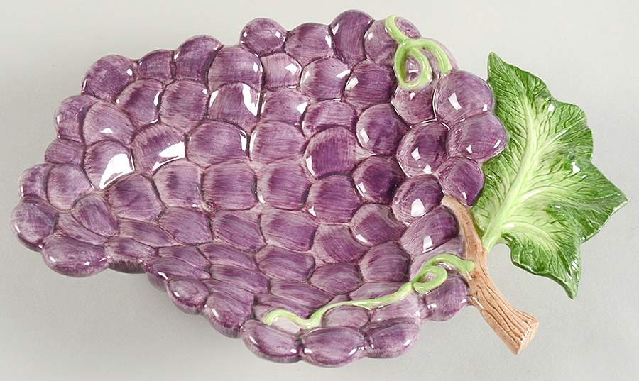 Carioca 9" Oval Vegetable Bowl by Fitz & Floyd-1