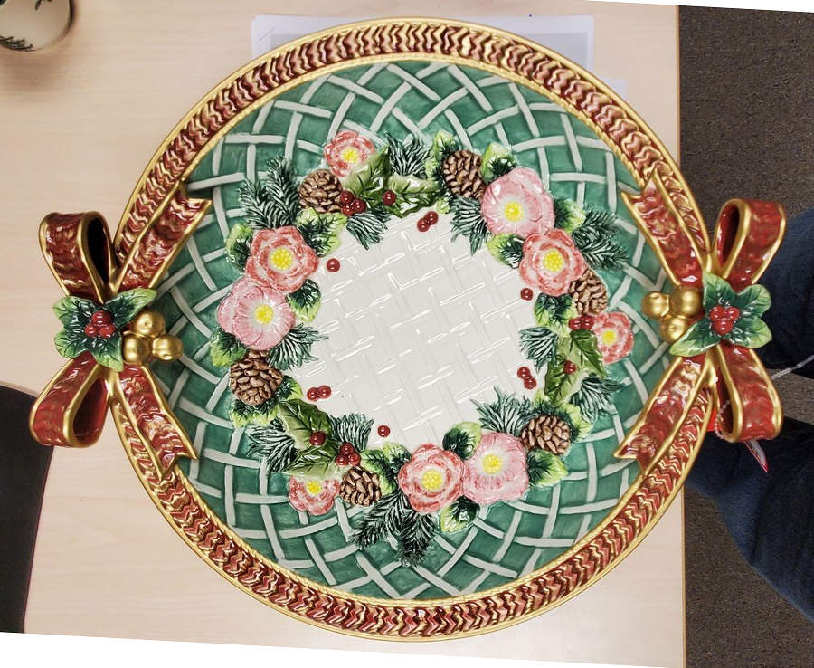 Christmas Wreath 12" Round Serving Bowl by Fitz & Floyd-1