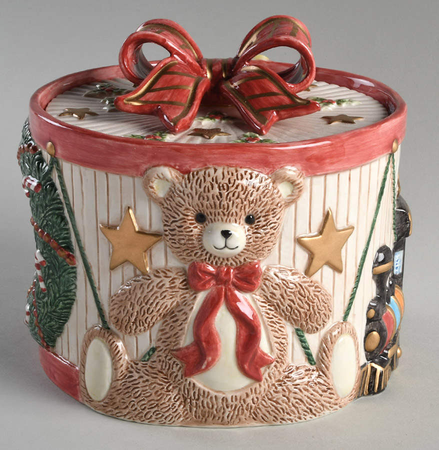 Toy Wreath Cookie Jar & Lid by Fitz & Floyd-1