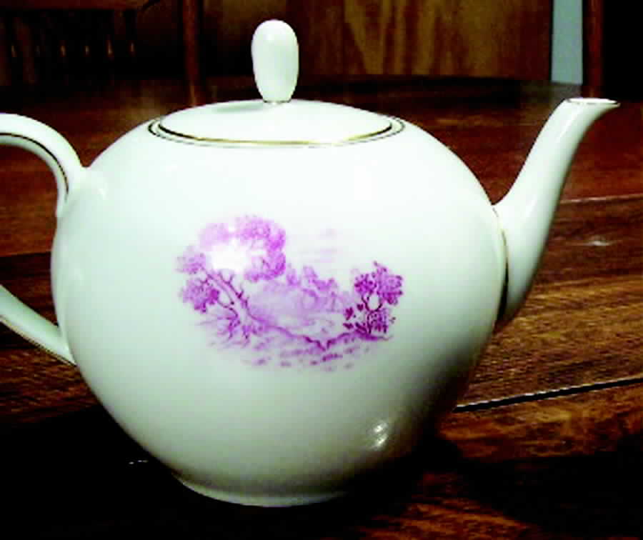 0870 Teapot & Lid by Furstenberg-1