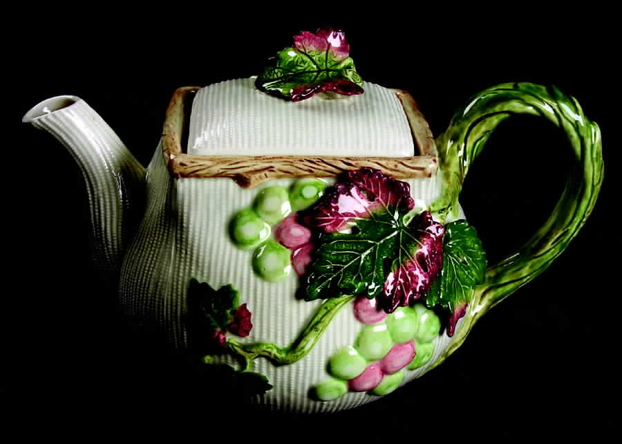 Bordeaux Teapot & Lid by Fitz and Floyd-1