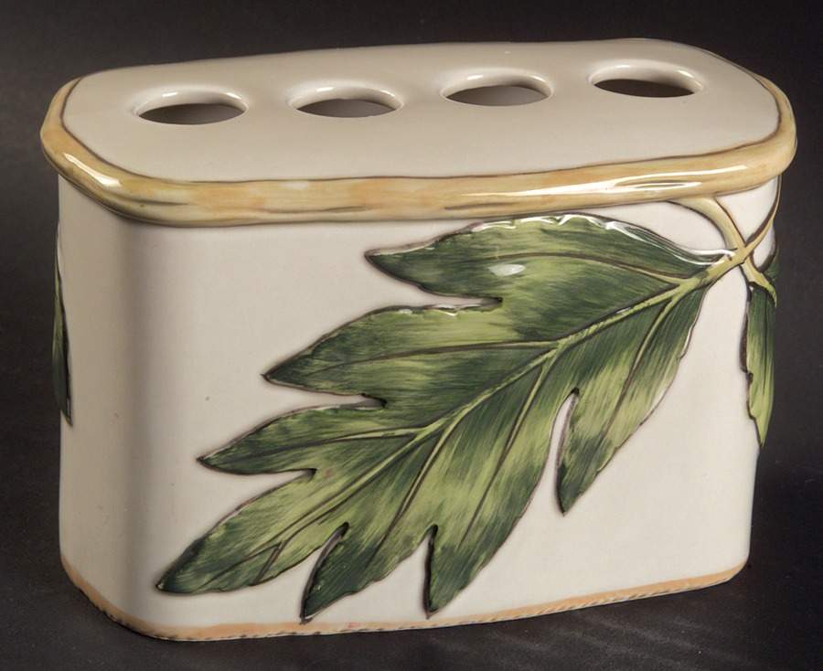 Manhattan Garden Toothbrush Holder by Fitz & Floyd-1