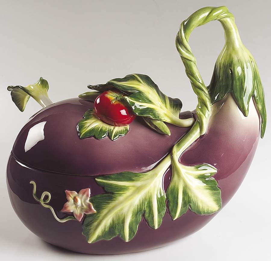 Le Marche Tureen & Lid w/Ladle by Fitz & Floyd-1