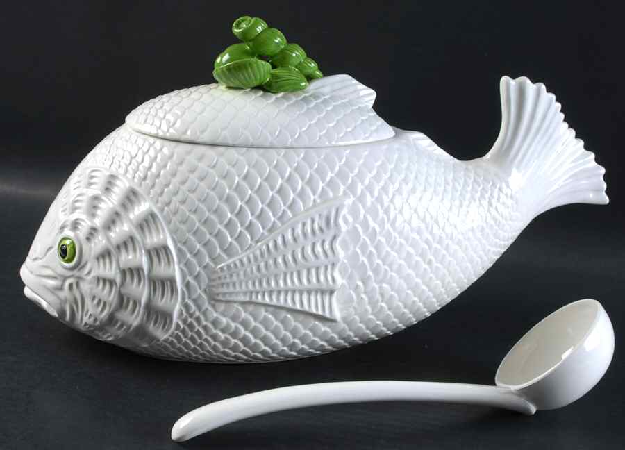 Fish (Ivory and White Backgrounds) Tureen & Lid w/Ladle by Fitz & Floyd-1