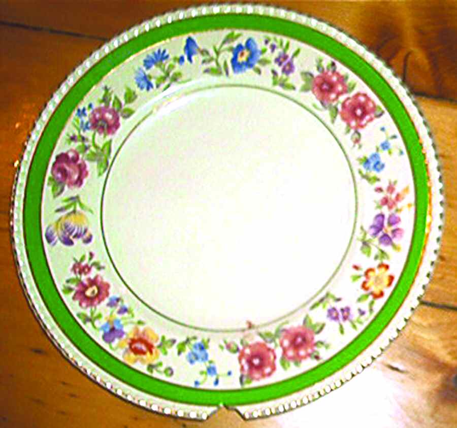 FON102 Luncheon Plate by Fondeville-1