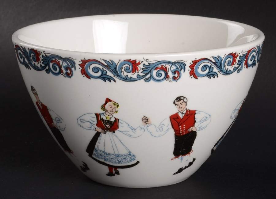 Hardanger Dancers 5" All Purpose Bowl by Figgjo (Norway)-1