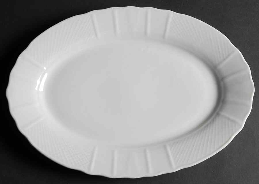 Lattice White 14" Oval Serving Platter by Farberware-1